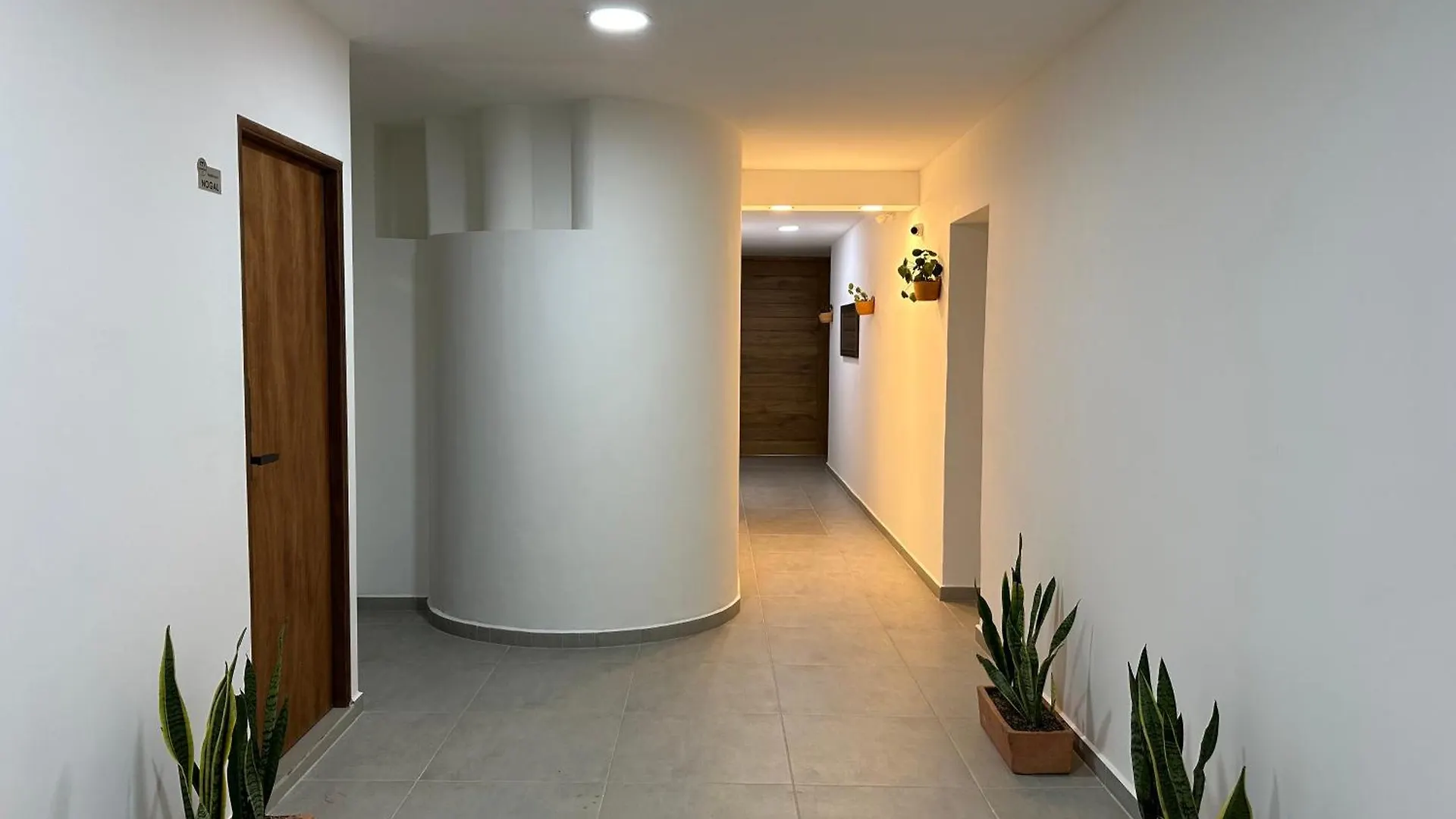 Habitación en casa particular Madeira Boutique Hostel Medellín Colombia